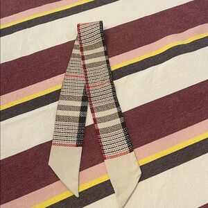 Burberry skinny silk scarf